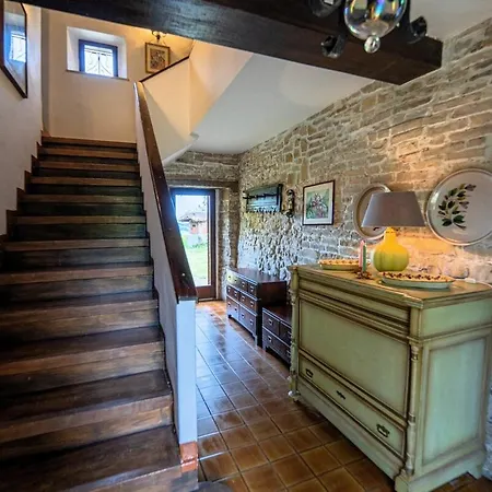 Сasa de vacaciones Casa Adele - 10 Min From The Sea!