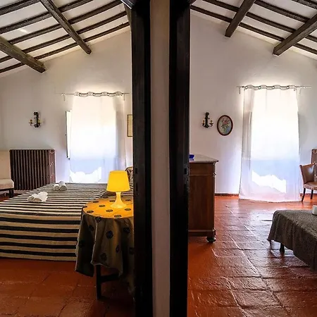 Сasa de vacaciones Casa Adele - 10 Min From The Sea! *